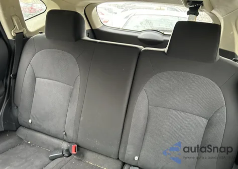 2013 Nissan Rogue S z USA, uszkodzony, nr VIN JN8AS5MV5DW119977